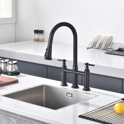 SUMERAIN Brücken-Küchenarmatur mit herunterziehbarer Brause, mattschwarz, 3 Löcher, 2 Griffe, Küchenspüle, Wasserhahn aus Edelstahl