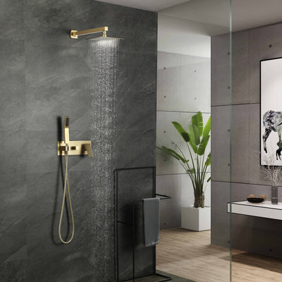 Regenduschsystem aus gebürstetem Gold mit Handbrause und druckausgleichendem Duschmischventil